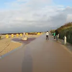 아파트 Residenz Vogelsand 2 쿡스하펜